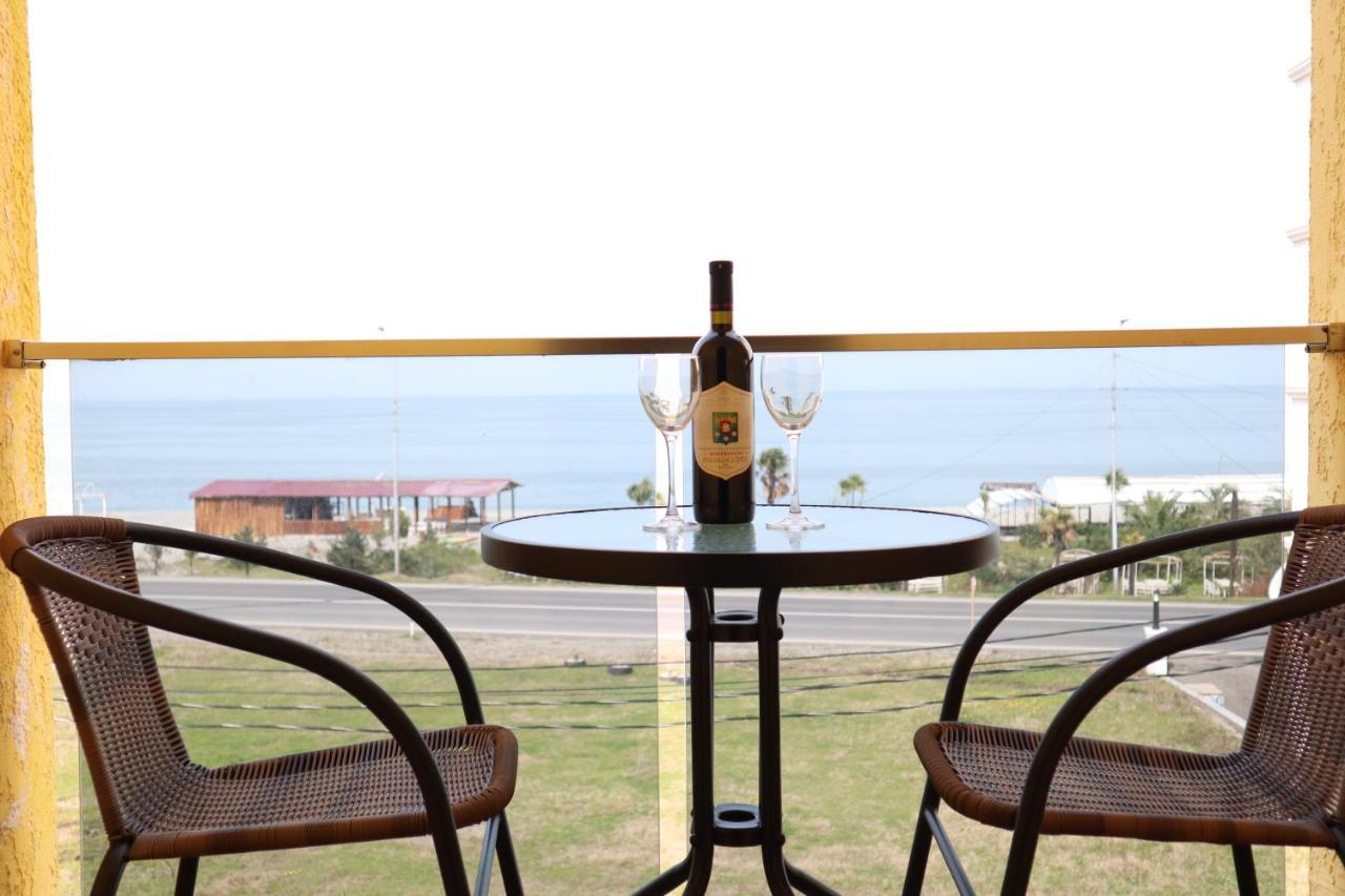 Hotel Casa Del Mar Kvariati Zewnętrze zdjęcie