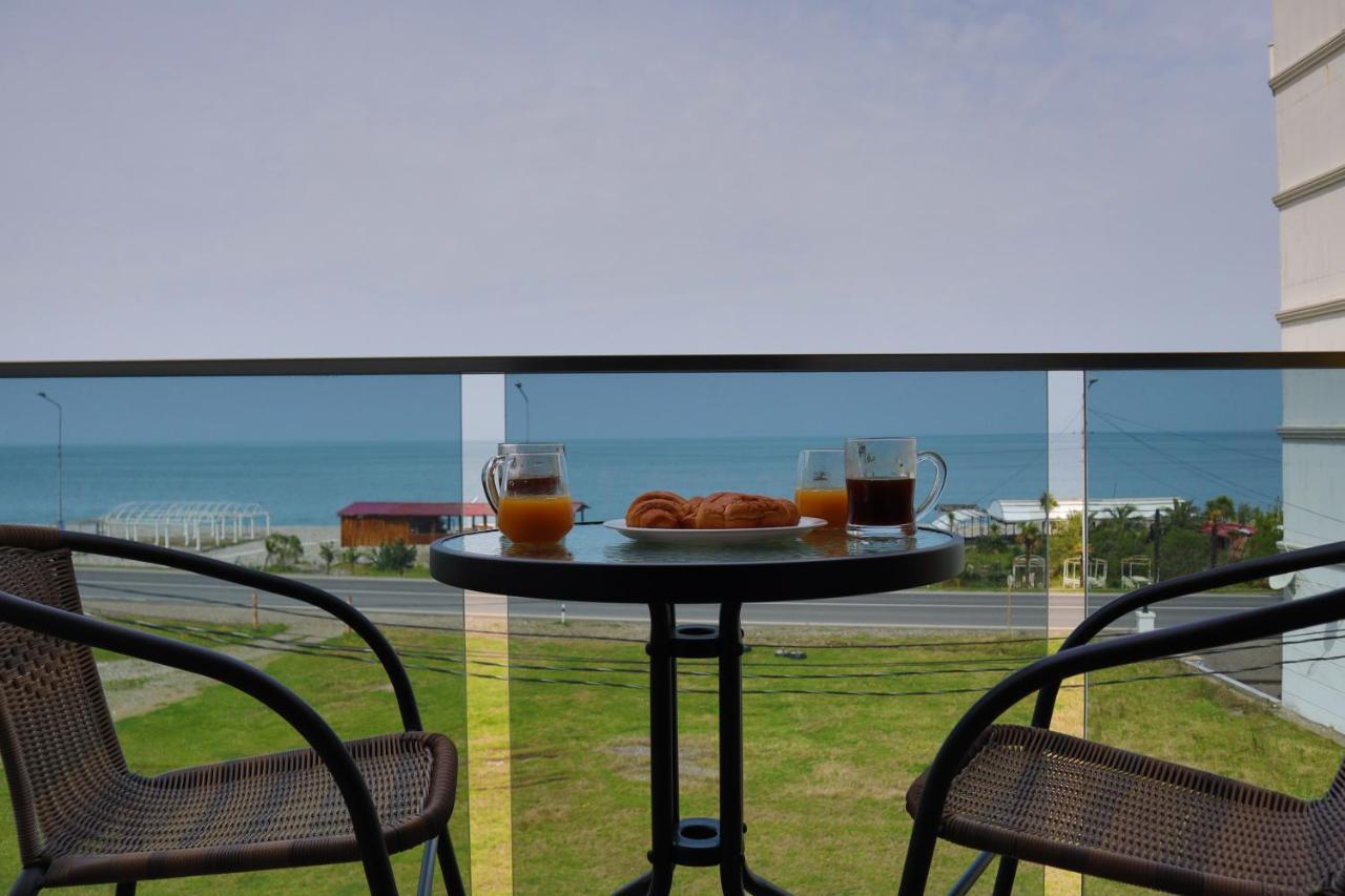 Hotel Casa Del Mar Kvariati Zewnętrze zdjęcie
